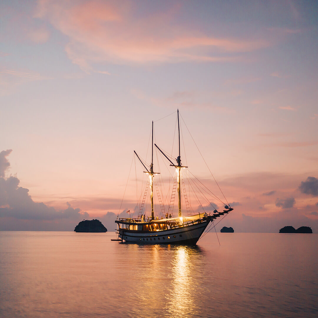 Pacific-High_speedboat-raja-ampat