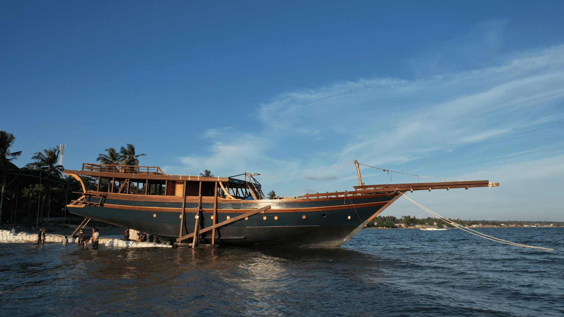 Pacific High private luxury yacht Senja in Raja Ampat
